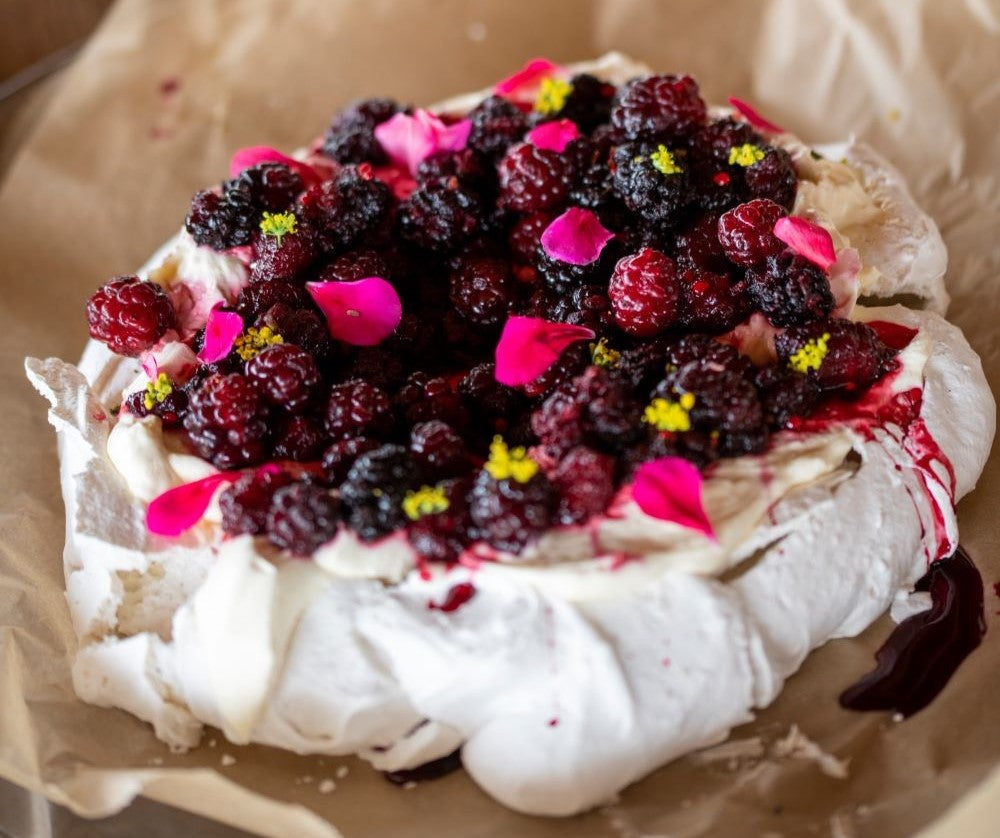 Mulberry Pavlova